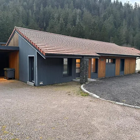 Zelcova Et Chalet *