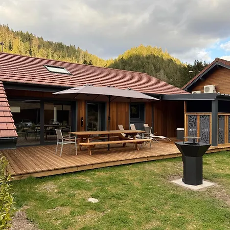 Zelcova Avec A Σαλέ *